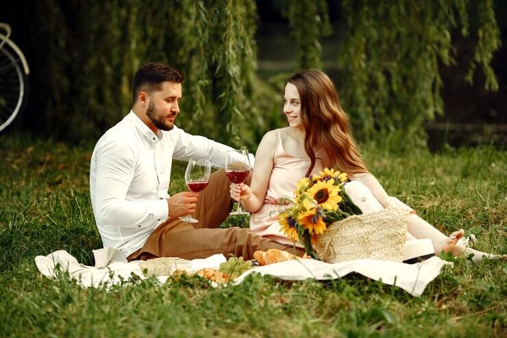 Couple pic nic