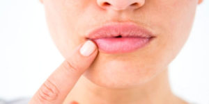 Lire la suite à propos de l’article Comment dégonfler lèvres ?